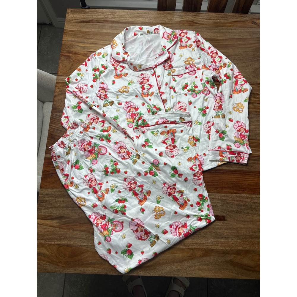 Strawberry Shortcake Pajama Set Womens Large White Red Long Sleeve Button Down